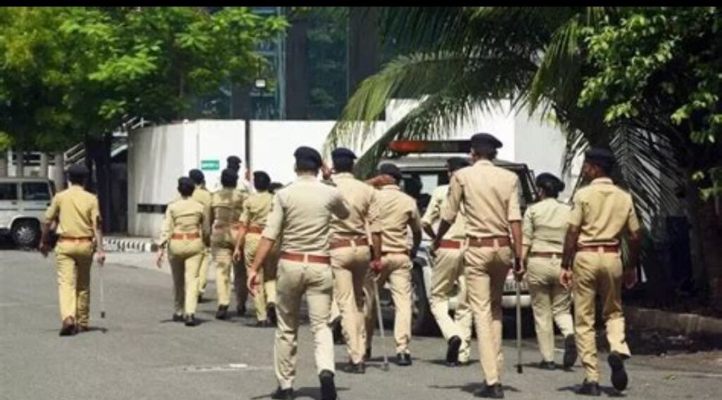 छत्तीसगढ़ पुलिस की छुट्टियां रद्द