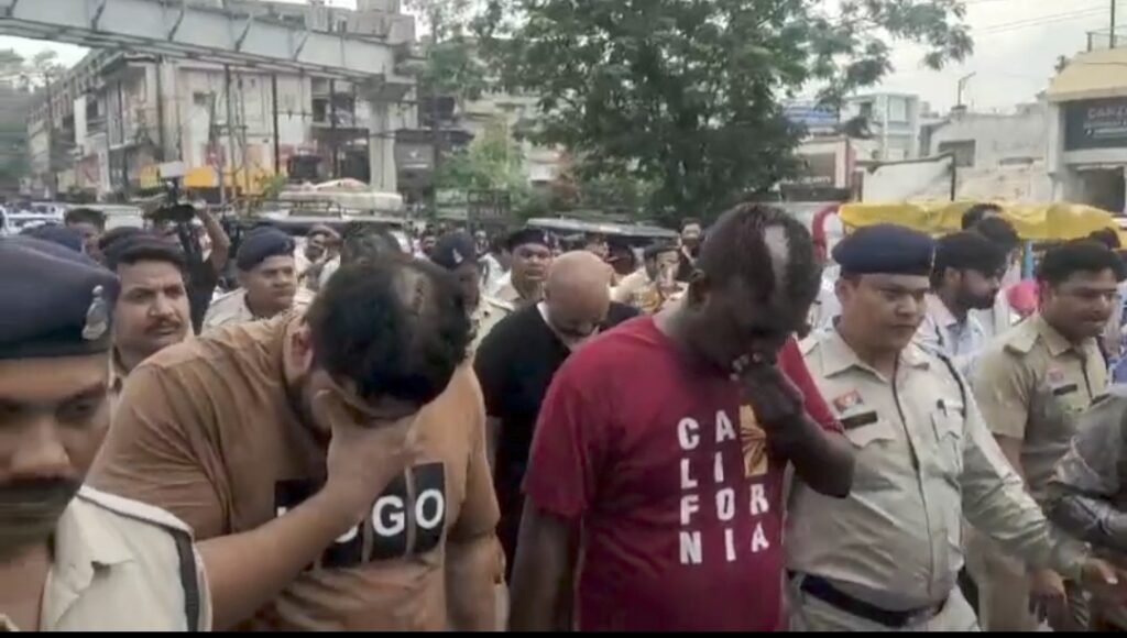पत्रकारों पर हमला रायपुर अंबेडकर अस्पताल से कोर्ट तक हंगामा