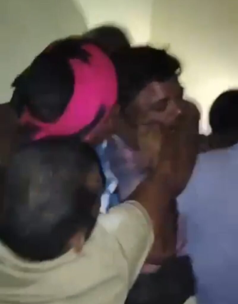 सहसपुर लोहारा कांग्रेस अध्यक्ष की पिटाई LIVE छेड़खानी के आरोप में घर में घुसे