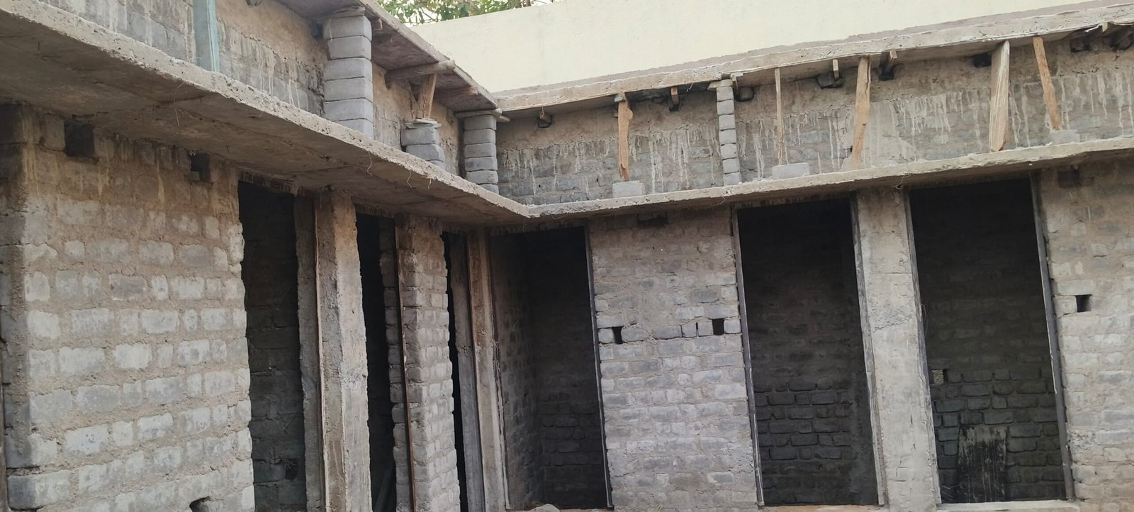 गरियाबंद निर्माण कार्य लापरवाही